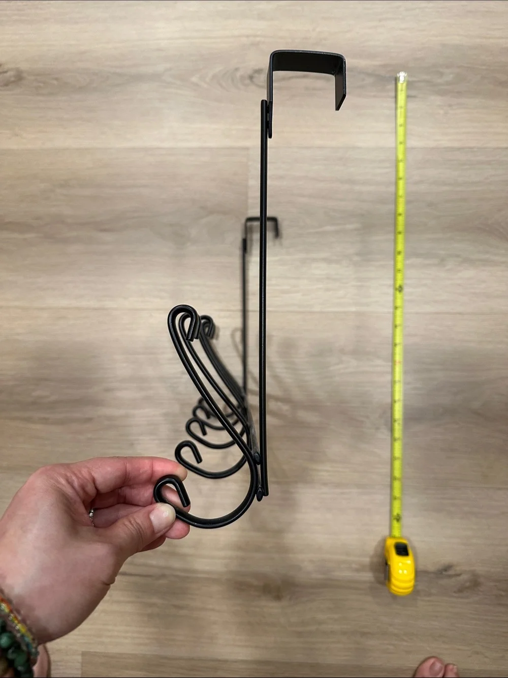 Black Metal Over-the-Door 5-Hook Wall Rack